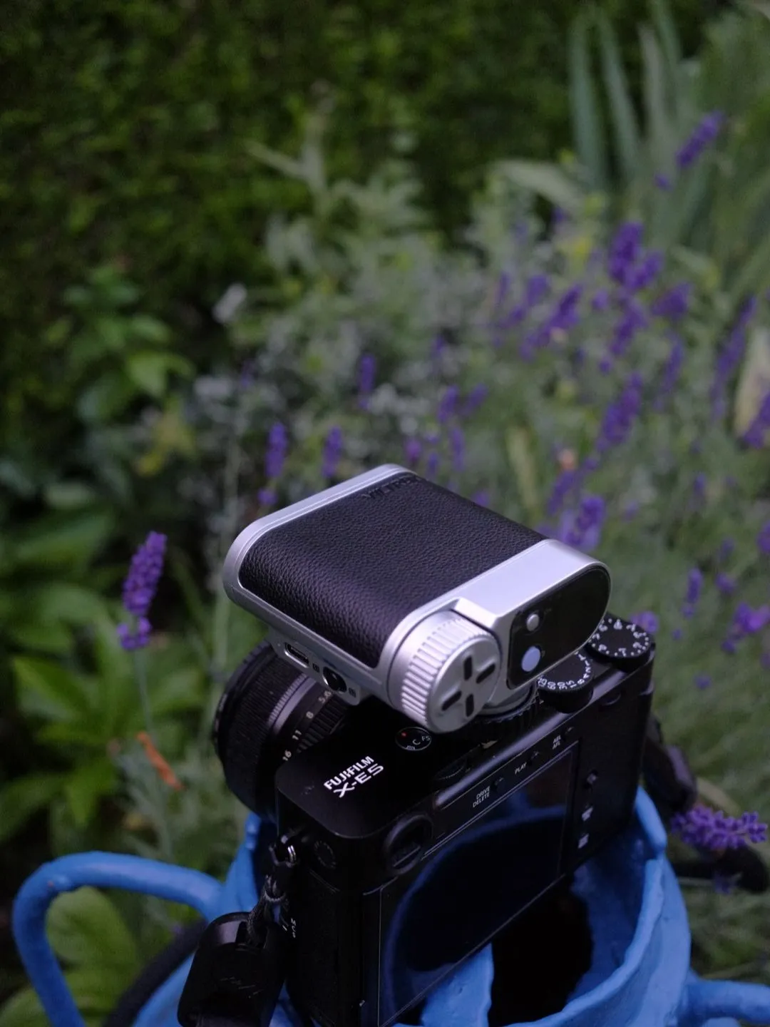 Viltrox Vintage Z1 Pro mounted on the Fujifilm X-E5