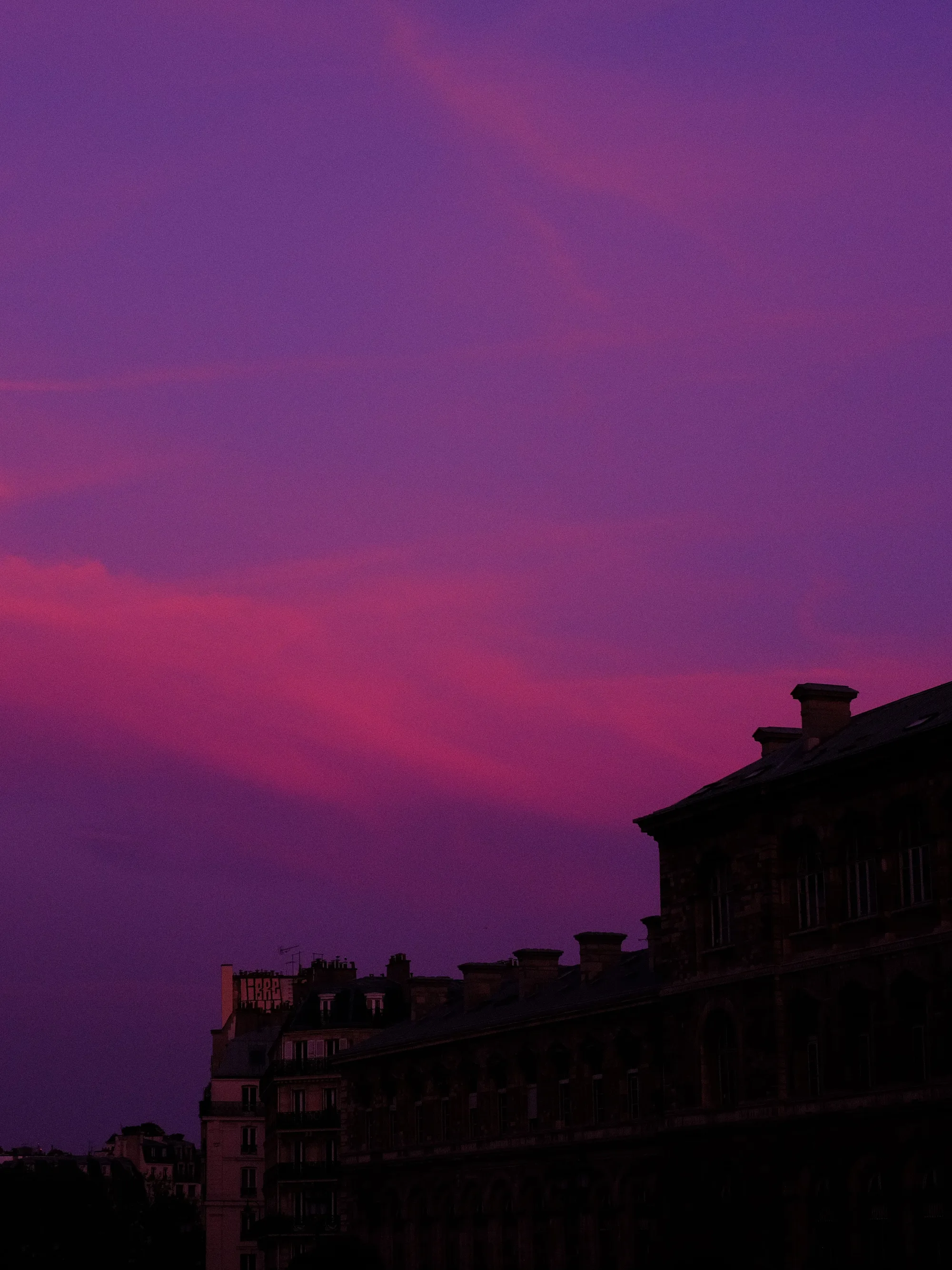Building Silhouette against colorful sunset using Velvia SOOC recipe by xere.my
